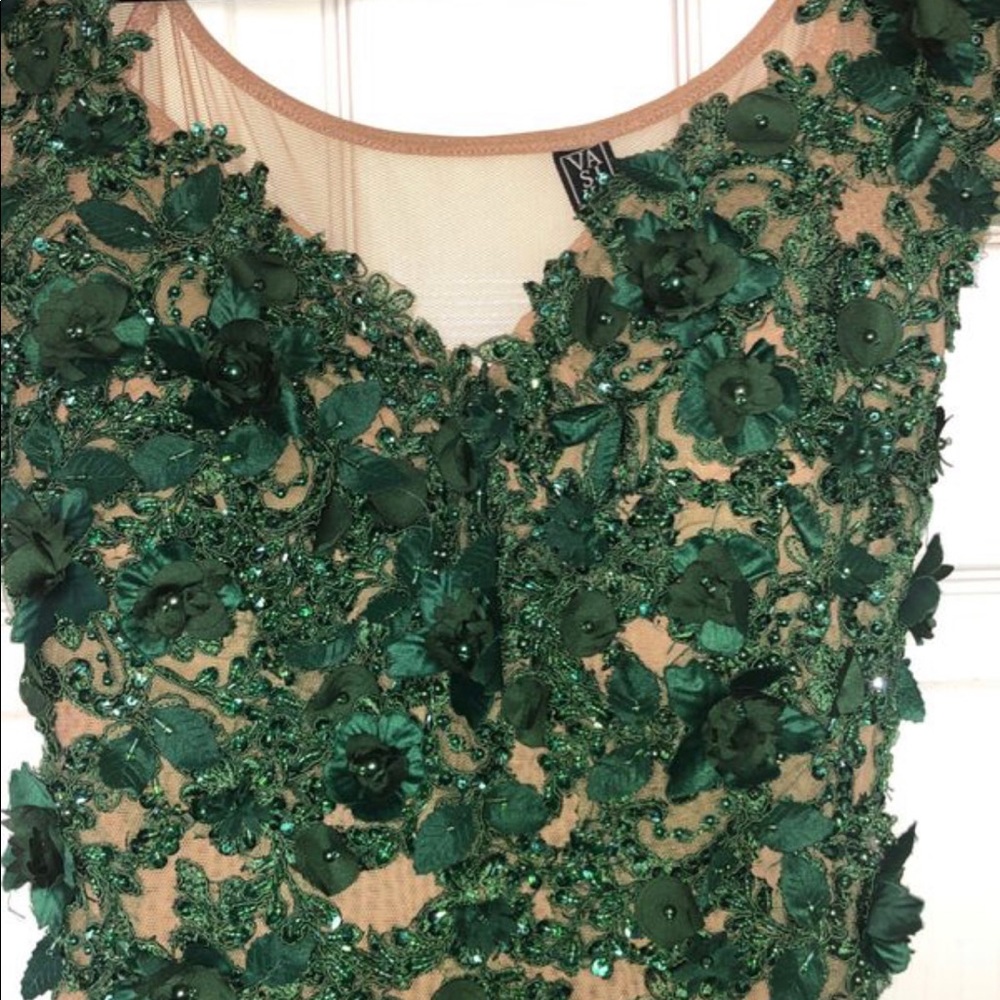 Prom Dress - Picture 3 of 5
